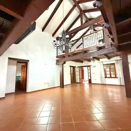 5 habitaciones 5 baños - Casa