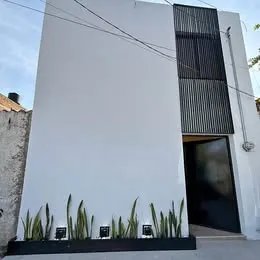 5 habitaciones 2 baños - Casa