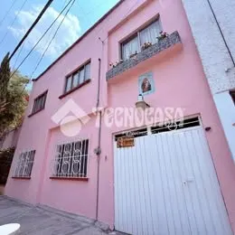 4 habitaciones 3 baños Casa