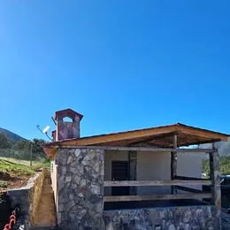 4 habitaciones 2 baños - Casa