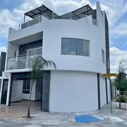 4 habitaciones 5 baños Casa